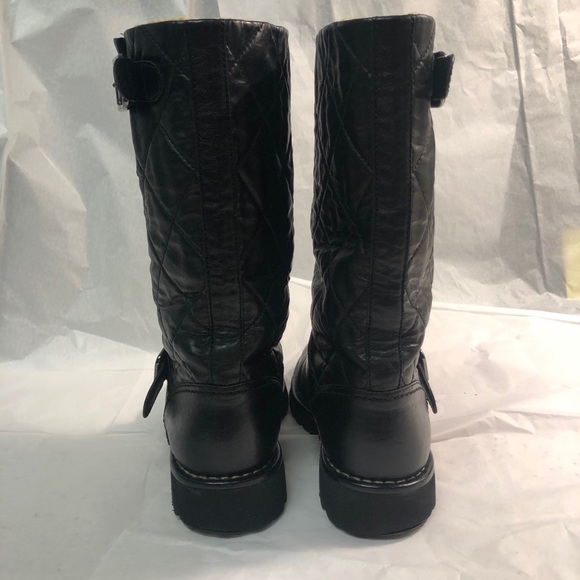 CHANEL Black Quilted Leather Shearling Biker Boots - Picture 5 of 13